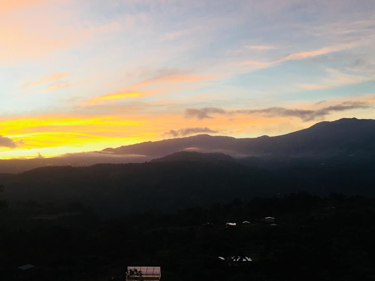 Bella Vista Ranch Ecolodge Turrialba Exterior photo